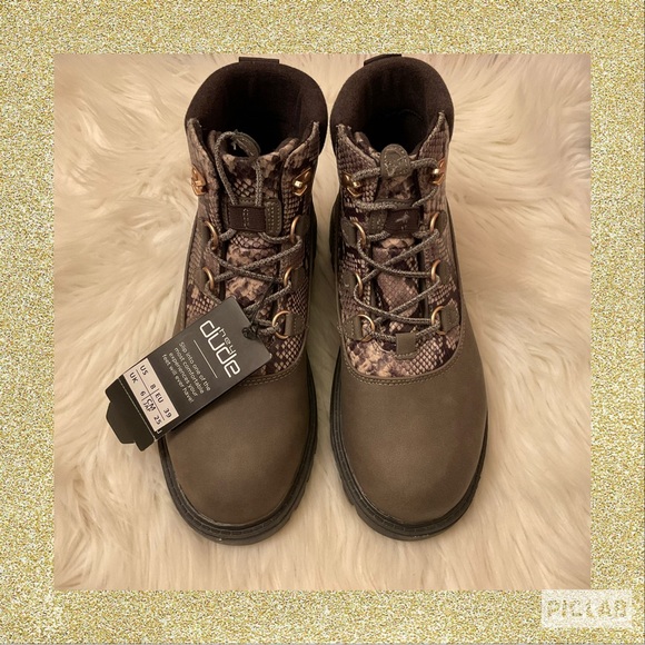 Hey Dude Shoes - Hey Dude Tonya Eco Shield Boots - NWT - Size 8